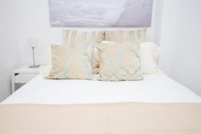 C57 - Spacious and Bright Apartment, Malaga